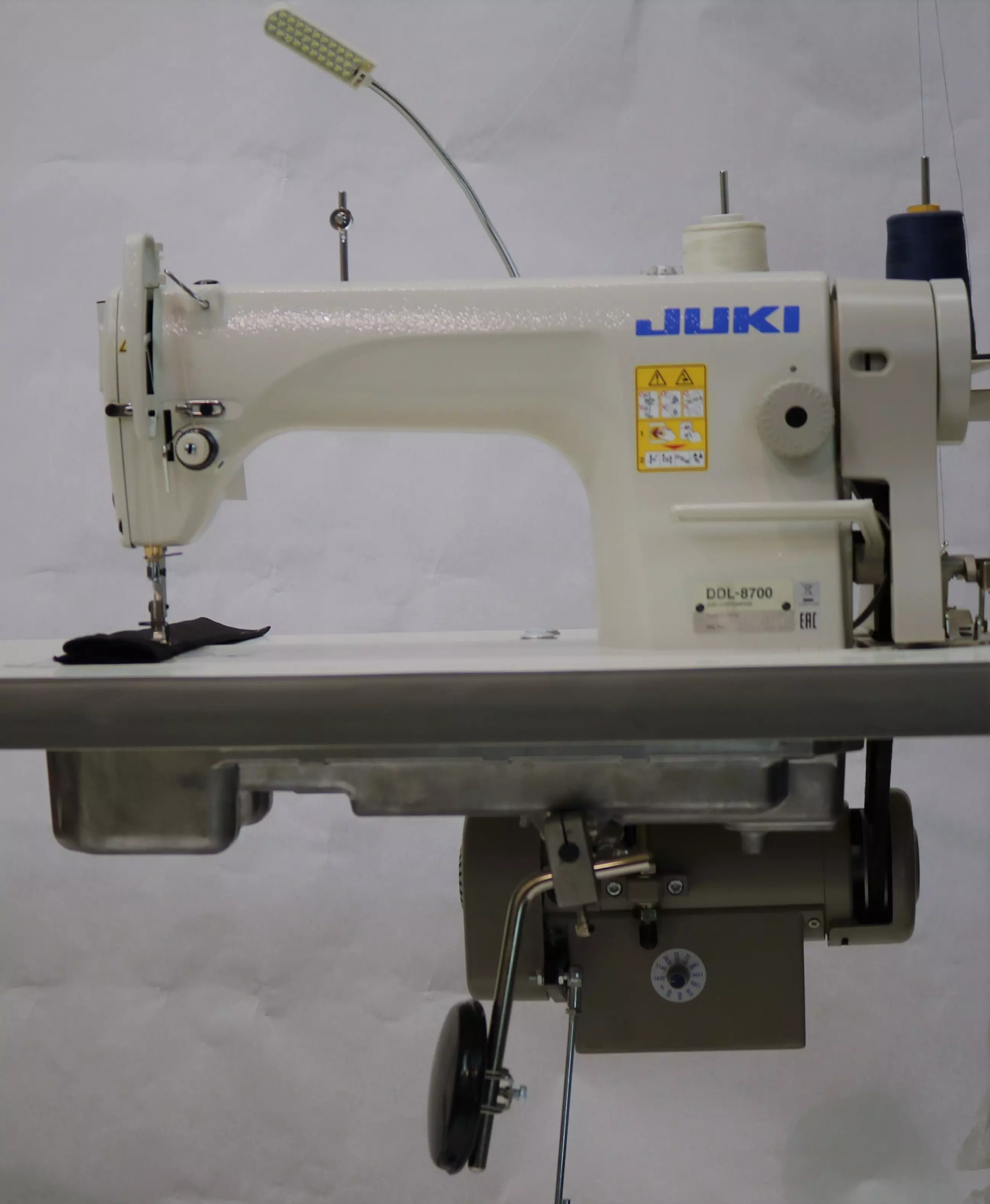 Juki Ddl-8700 Industrial Straight Stitch Sewing Machine