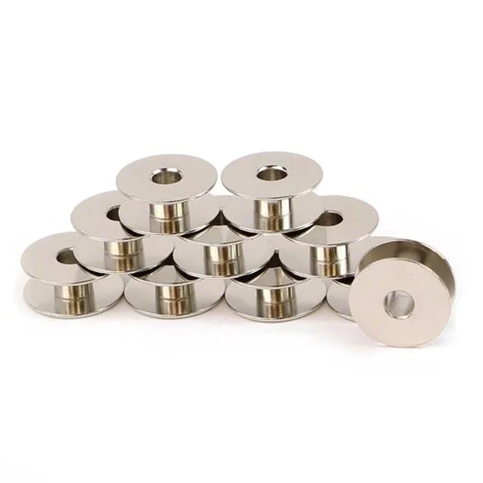 3 Pcs Metal Bobbins #40264 + 1Pcs Bobbin Case #BC-DB1 For Brother