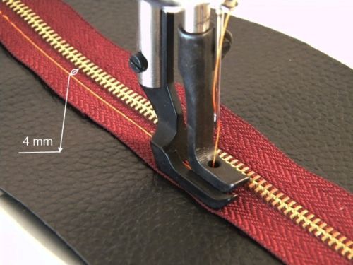Walking Foot Left Roping Zipper For Industrial Sewing Machine (10796L+10795L)