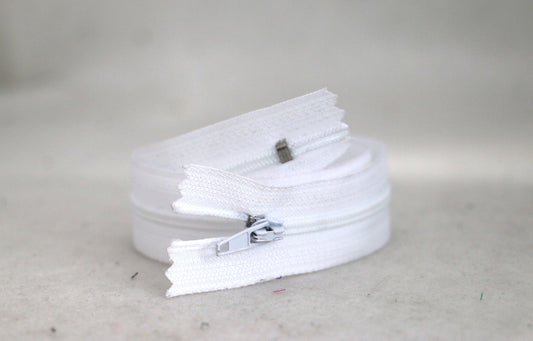 Nylon Coil Zippers #3,in a variety of colors and lengths.CHOOSE YOUR OPTIONS,USA