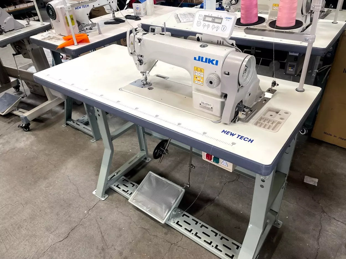 JUKI DDL-8700-7 Single Needle Drop Feed Automatic Industrial Sewing Machine With Table and Servo Motor