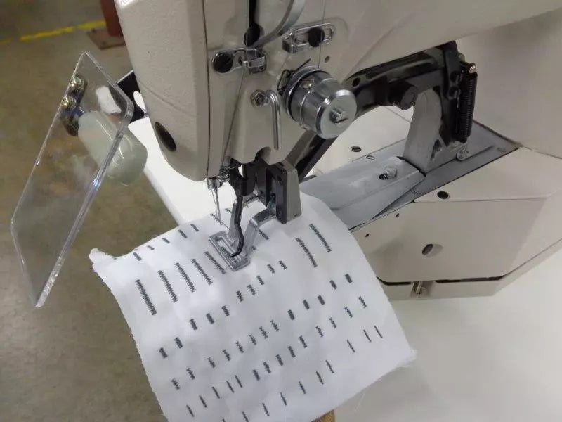 New-Tech GC-1900A Computer Controlled Highspeed Bartacking Industrial Machine With Table and Servo Motor