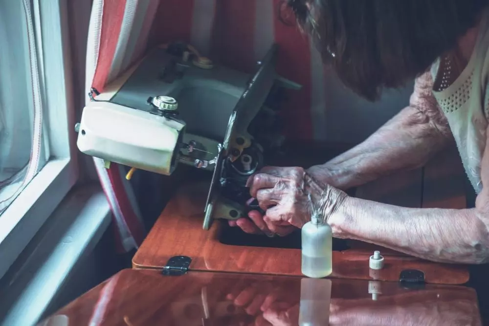 How to Easily Clean and Oil Your Sewing Machine Goldstar Tool Blog