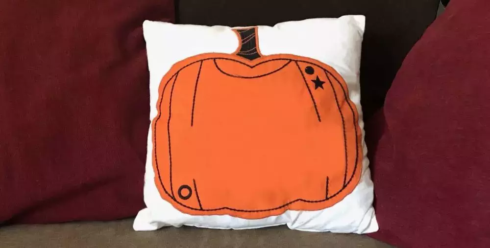 DIY Fall Pumpkin Pillow