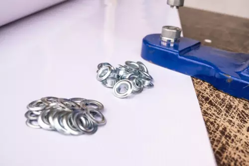 Comparing Manual vs. Automatic Grommet Tools