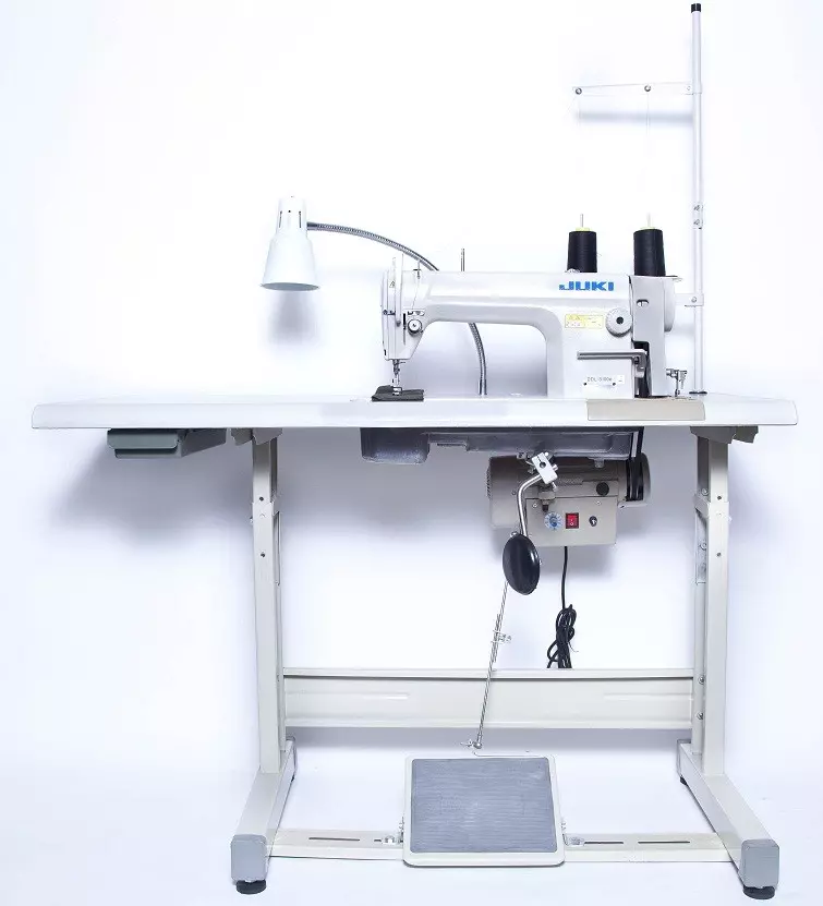 JUKI DDL-8100E Single Needle Lockstitch Sewing Machine With Table and Servo  Motor