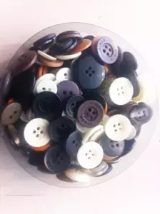 Mixed buttons, MANY SIZES & COLORS
