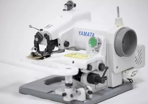  Yamata CM500 Portable Blindstitch Hemmer Industrial Sewing Machine 