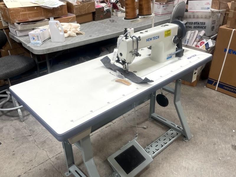 NewTech GC0303 Walking Foot Industrial Sewing Machine With Table and