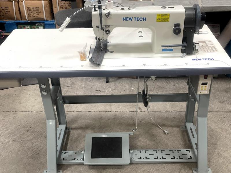 NewTech GC0303 Walking Foot Industrial Sewing Machine With Table and