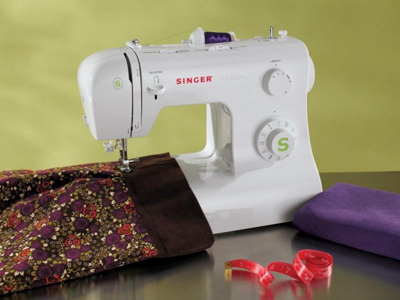 Singer Tradition 2277 Sewing Machine | GoldStar Tool