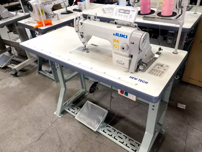 JUKI DDL-8700 Industrial Sewing Machine + Table + Servo Motor + FREE  SHIPPING
