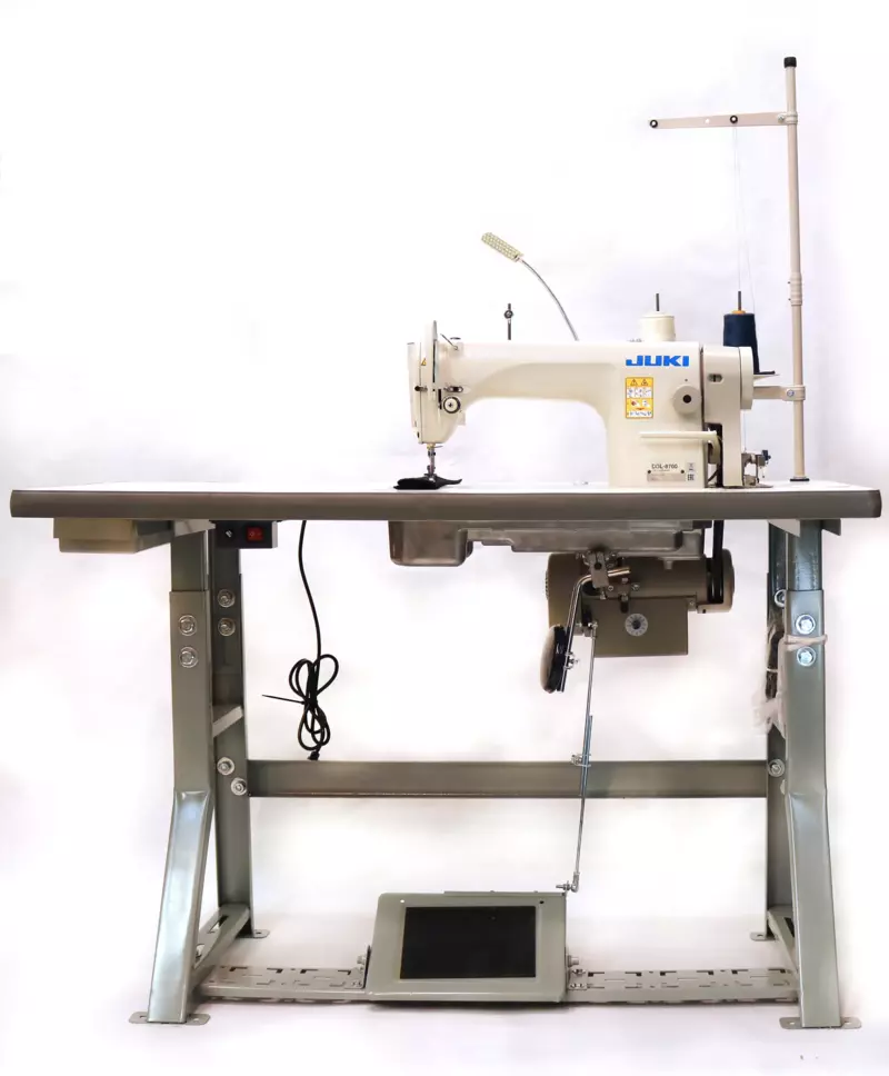 Juki DDL-5550 LockStitch Industrial Sewing Machine Table,servo  Motor,lamp,Made in Japan DIY