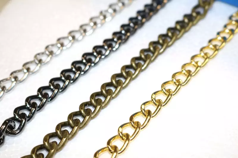 GOLD Chain Bag Strap - Thick Classy Curb w/ Diamond Cut Accents - 3/8