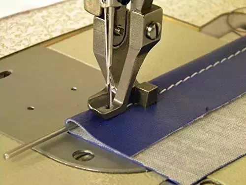 Narrow presser foot set for walking foot machine - Sewing Gold