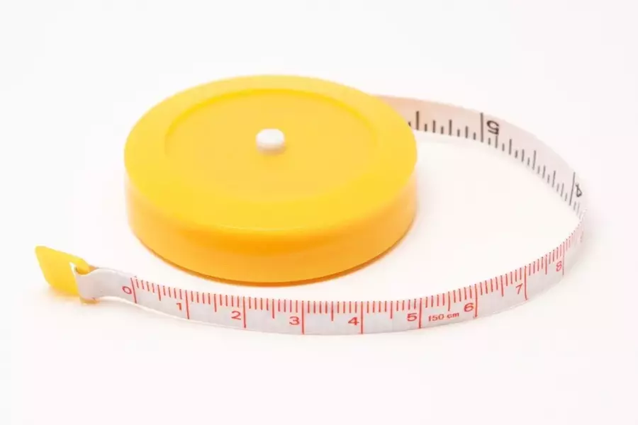 Sullivans Plastic Retractable Fiberglass Tape Measure - 60