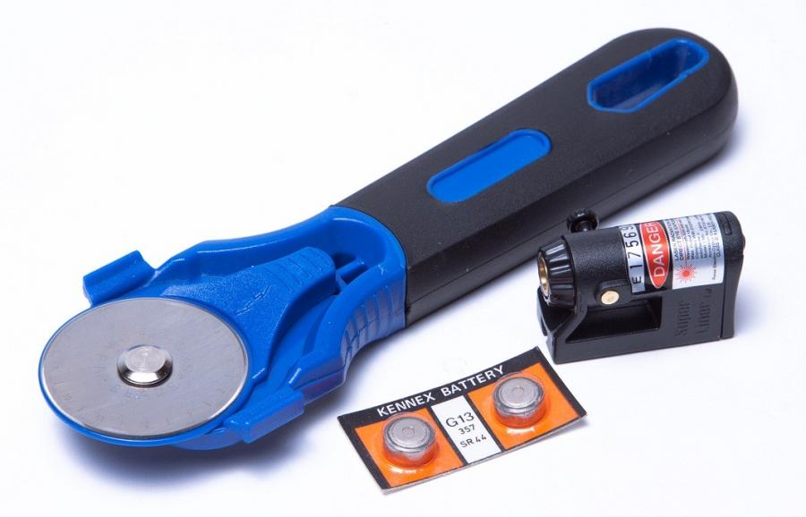 Laser Rolling Fabric/Paper or Carpet Cutter GoldStar Tool